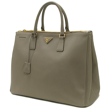 Prada(�����) BN1802 SAFFIANO LUX  ��Ʈ�� �̹���2 - ���̺��� �߰���ǰ