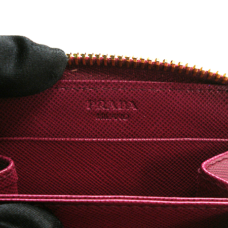 Prada(�����) 1M0268 ���ǾƳ� ¤�� �������� �� ī������ �̹���4 - ���̺��� �߰���ǰ
