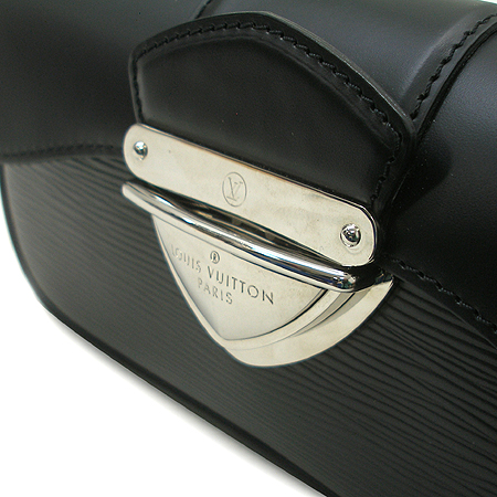Louis Vuitton(���̺���) M59292 ���� ���� ���״� Ŭ��ġ �� ����� [��������] �̹���4 - ���̺��� �߰���ǰ