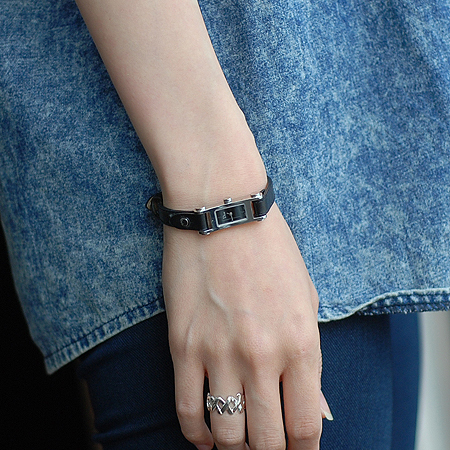 Dior(ũ����î���) D104-100 ���� �簢 ������ ������ �ð� [��������] �̹���6 - ���̺��� �߰���ǰ