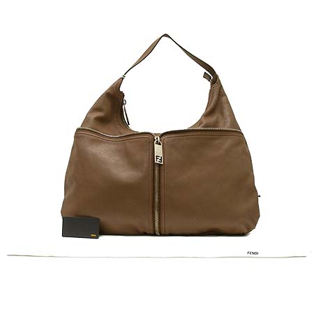 Fendi(���) 8BR625 ���� ���� ������  ȣ�� �� ����� �̹���4 - ���̺��� �߰���ǰ