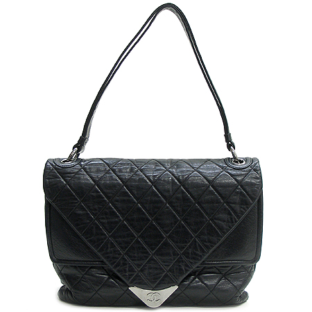 Chanel()  ΰ  