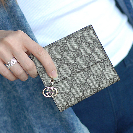 Gucci(����) 212106 GG�ΰ� PVC 3�� ������ [�б�������] �̹���6 - ���̺��� �߰���ǰ