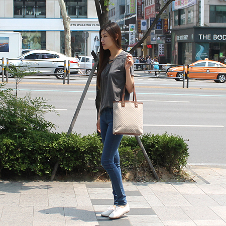 Celine(������) �ΰ� �к긯 ����� ȥ�� ���� ��Ʈ�� �̹���7 - ���̺��� �߰���ǰ