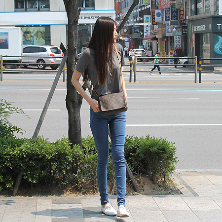 Louis Vuitton(���̺���) M51257 ���׷� ĵ���� ���� �ʰ� ��� �� ũ�ν��� �̹���6 - ���̺��� �߰���ǰ