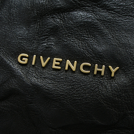 GIVENCHY(�����) 11L5250004 001 ��Ŭ ����Ų ���� �ǵ��� M������ ����ΰ� 2WAY �̹���4 - ���̺��� �߰���ǰ