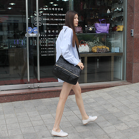 GIVENCHY(�����) 11L5250004 001 ��Ŭ ����Ų ���� �ǵ��� M������ ����ΰ� 2WAY �̹���7 - ���̺��� �߰���ǰ