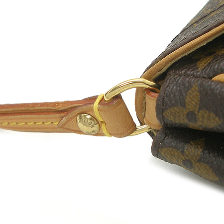 Louis Vuitton(���̺���) M40122 ���׷� ĵ���� ����� Ŭ��ġ �� ����� �̹���4 - ���̺��� �߰���ǰ