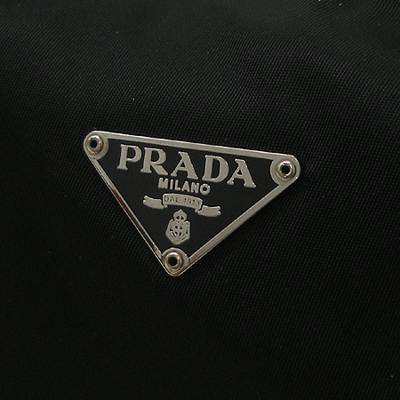Prada(�����) �ﰢ �ΰ� ��� �к긯 �Ŀ�ġ ��Ʈ�� [�б�����������2ȣ��] �̹���4 - ���̺��� �߰���ǰ
