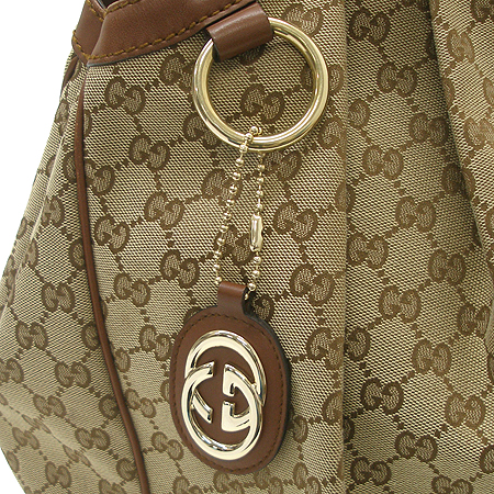 Gucci(����) 211943 GG�ΰ� �ڰ��� ��Ű L������ ��Ʈ�� �̹���4 - ���̺��� �߰���ǰ