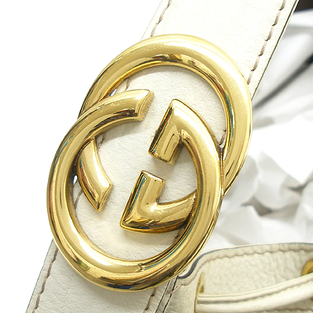 Gucci(����) 223951 GG�ΰ� �𰡵� ���̺������� ȥ�� ������ �� ��� ����� [��������] �̹���4 - ���̺��� �߰���ǰ