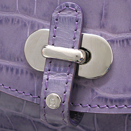 Aigner(���̱׳�) ���� �÷� ũ��Ŀ���� ���� 2WAY �̹���4 - ���̺��� �߰���ǰ