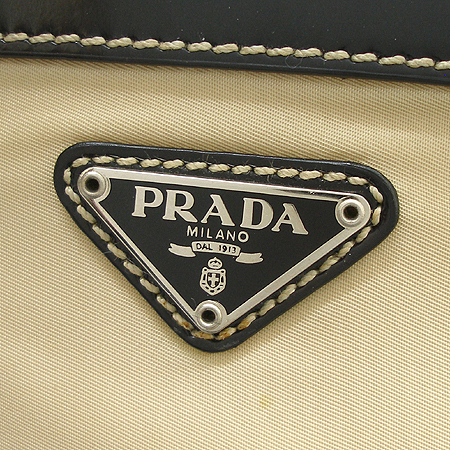 Prada(�����) �к긯 ���� Ʈ���� ��Ʈ�� �̹���3 - ���̺��� �߰���ǰ
