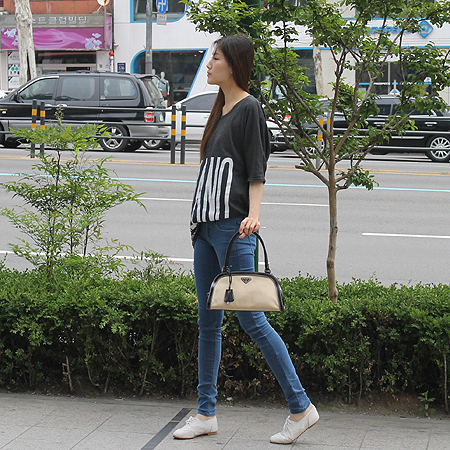 Prada(�����) �к긯 ���� Ʈ���� ��Ʈ�� �̹���6 - ���̺��� �߰���ǰ