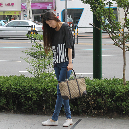 Gucci(����) 257068 GG�ΰ� �𰡵� ����� [�б�������] �̹���6 - ���̺��� �߰���ǰ