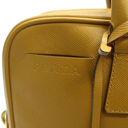 Prada(�����) ���ο� ���ǾƳ� ��Ʈ�� �̹���4 - ���̺��� �߰���ǰ