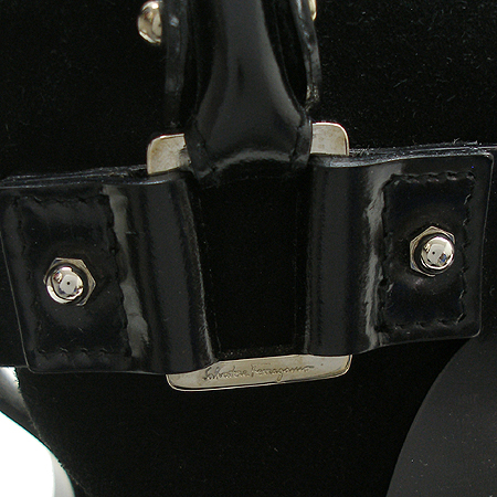 Ferragamo(��󰡸�) 21 5825 �����̵� ��ġ�� �帮�� ��Ʈ�� + ��� ��Ʈ�� �̹���3 - ���̺��� �߰���ǰ