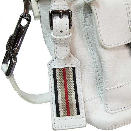 Burberry(������) 3461857 ���μ� ȭ��Ʈ ���� 2WAY ��Ʈ�� [�ϻ����] �̹���4 - ���̺��� �߰���ǰ