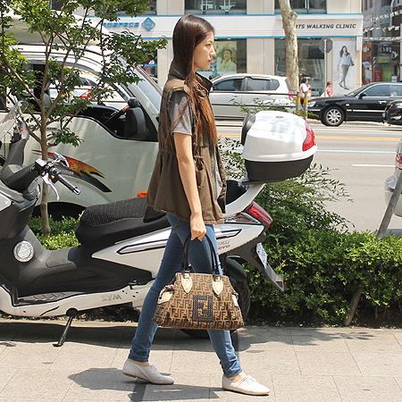 Fendi(���) 8BN162 FF�ΰ� ��ī �ڰ��� ��Ʈ�� �̹���6 - ���̺��� �߰���ǰ