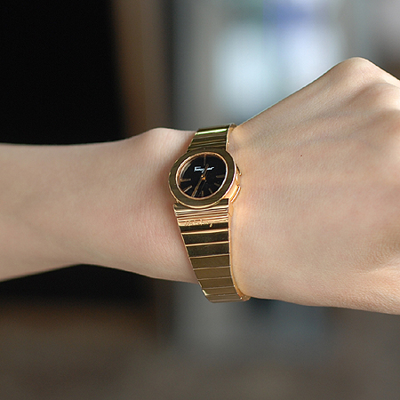 Ferragamo(��󰡸�) F70SBQ5099 ���� ������ �ð� [��������] �̹���6 - ���̺��� �߰���ǰ