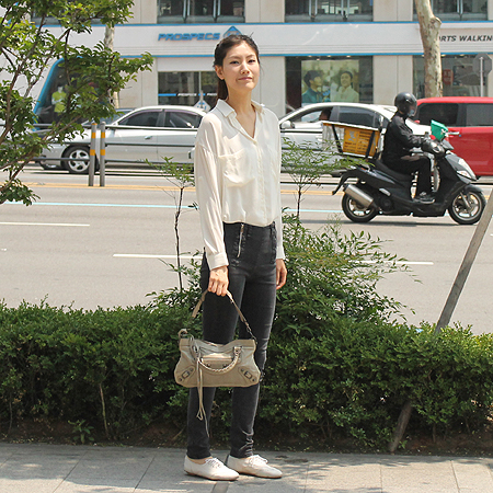 Balenciaga(�߷��þư�) 103208 Ŭ���� �۽�Ʈ ���� 2WAY+�����ſ� �̹���7 - ���̺��� �߰���ǰ