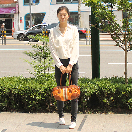 Prada(�����) �к긯 ��Ƽġ ���� Ʈ���� ����� �̹���6 - ���̺��� �߰���ǰ
