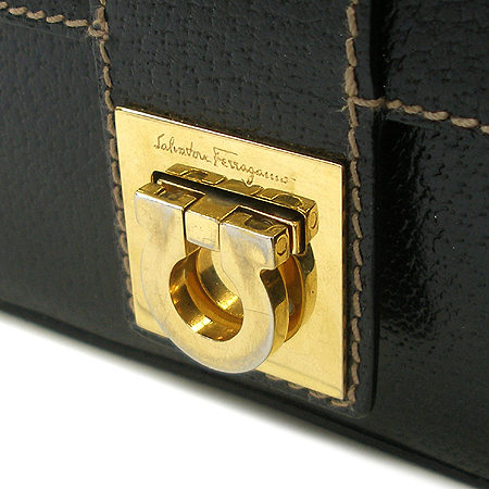 Ferragamo(��󰡸�) 21 1827 ���� ��ġ�� ��� ����� [�д����] �̹���4 - ���̺��� �߰���ǰ