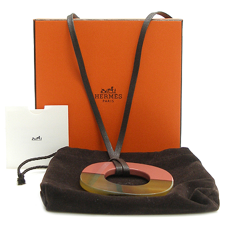 Hermes(�����޽�) �Ҵ�Ʈ óĿ ����� �̹���2 - ���̺��� �߰���ǰ