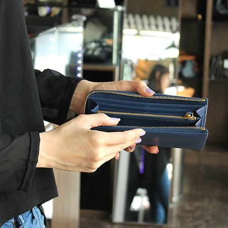 Prada(�����) 1M1183 �ﰢ �ΰ� ���ǾƳ� ¤�� ������ [��������] �̹���7 - ���̺��� �߰���ǰ