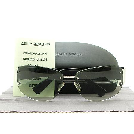 Armani(�Ƹ�����) GIORGIO ARMANI ���۶� �̹���2 - ���̺��� �߰���ǰ