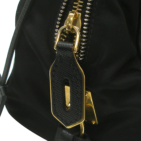 Prada(�����) ���ǾƳ� ��Ʈ�� �̹���5 - ���̺��� �߰���ǰ