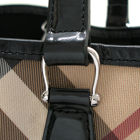 Burberry(������) HB N393 �� ��� üũ PVC ���� �����+�����Ŀ�ġ [�б�����������2ȣ��] �̹���4 - ���̺��� �߰���ǰ