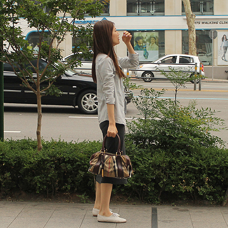 Burberry(������) ���μ� üũ �к긯 ���� Ʈ���� ��Ʈ�� �̹���6 - ���̺��� �߰���ǰ