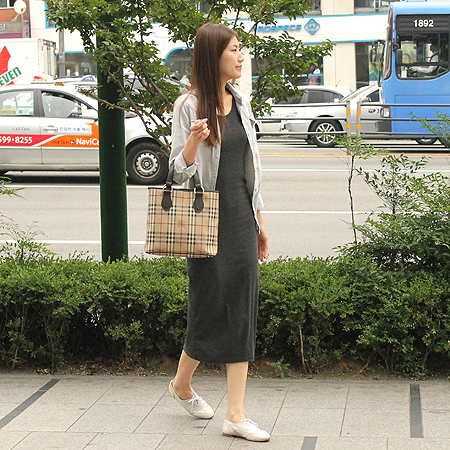 Burberry(������) �� Ŭ���� üũ �ٰ� ����� �̹���6 - ���̺��� �߰���ǰ