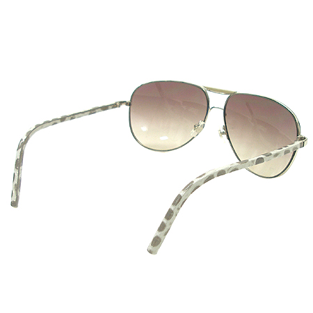 Viktor&Rolf(���;ط���) 71 9011 ���� �ΰ� ���۶� �̹���3 - ���̺��� �߰���ǰ