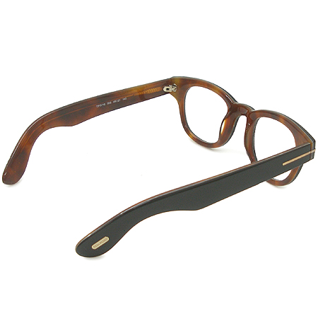TOMFORD(������) 5116 ���� �ΰ� ��� ���� ���� �Ȱ� �̹���3 - ���̺��� �߰���ǰ