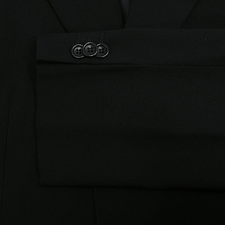 Armani COLLEZIONI(�Ƹ����� �÷�������) ���� �̹���3 - ���̺��� �߰���ǰ