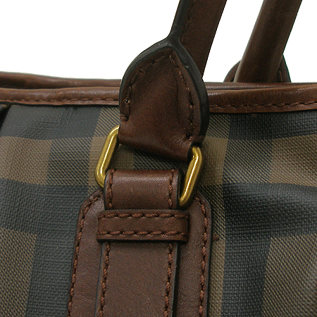 Burberry(������) �� ��� üũ PVC ���� ���� Ʈ���� ��Ʈ�� + ��� ��Ʈ�� [��ġ��] �̹���5 - ���̺��� �߰���ǰ