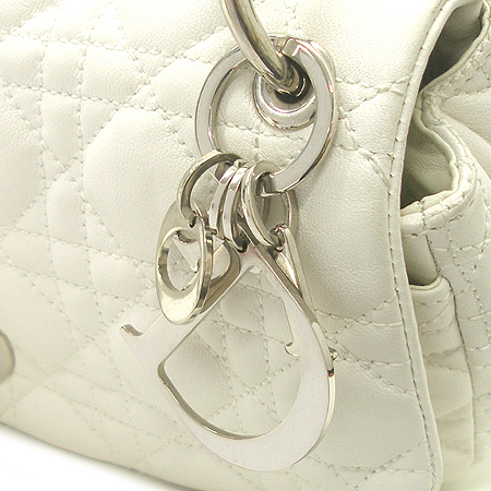 Dior(ũ����î���) SSQ449709 ī���� ���� ȭ��Ʈ ���� ü�� ����� �̹���4 - ���̺��� �߰���ǰ