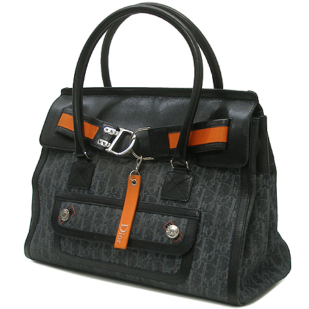 Dior(ũ����î���) �ΰ� �ڰ��� ���� ��� �� ����� �̹���2 - ���̺��� �߰���ǰ