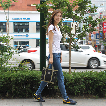 MCM(������) 1007070012214 �ΰ� ���� �к긯 �Ǿ����� �׸��ֳ��� ��Ʈ�� �̹���6 - ���̺��� �߰���ǰ