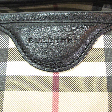 Burberry(������) ���üũ PVC ��Ʈ��� ��Ʈ�� �̹���3 - ���̺��� �߰���ǰ