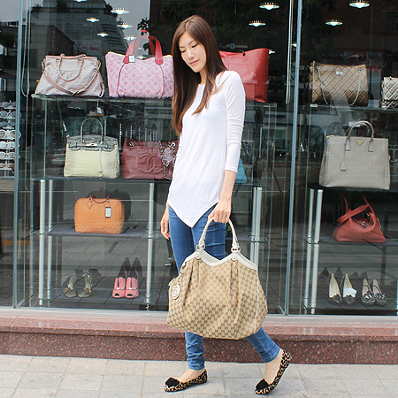 Gucci(����) 211943 GG �ΰ� �ڰ��� ��Ű ����� [��������] �̹���6 - ���̺��� �߰���ǰ