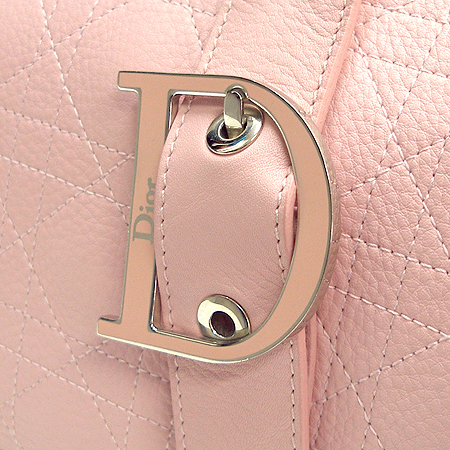 Dior(ũ����î���) ��ũ �÷� ���� D �ΰ� ��� ��Ʈ�� �̹���3 - ���̺��� �߰���ǰ