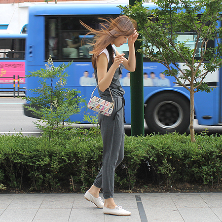 Fendi(���) �ΰ� ��� PVC ���� ü�� �Ŀ�ġ ����� �̹���7 - ���̺��� �߰���ǰ
