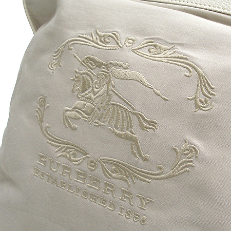 Burberry(������) ���μ� �к긯 �ΰ� ȭ��Ʈ ���� ����� �̹���4 - ���̺��� �߰���ǰ