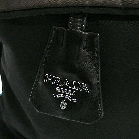 Prada(�����) �к긯 2WAY �̹���3 - ���̺��� �߰���ǰ