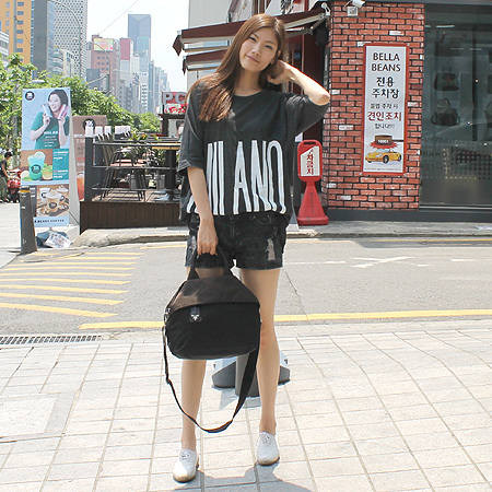 Prada(�����) �к긯 2WAY �̹���7 - ���̺��� �߰���ǰ