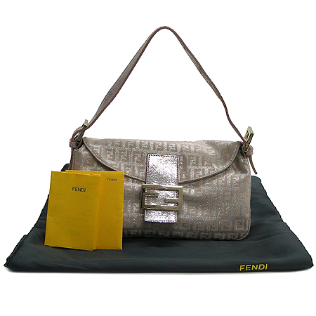 Fendi(���) 8BR003 FF �ΰ� �ڰ��� ���� �ΰ� ��Ŭ ����� �̹���5 - ���̺��� �߰���ǰ