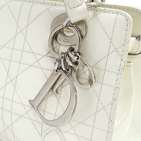 Dior(ũ����î���) VRN44590 ��� ���̴�Ʈ ���� ��Ʈ�� �̹���3 - ���̺��� �߰���ǰ